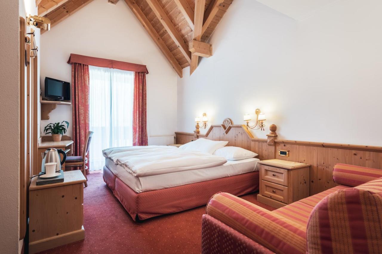 Hotel Chalet Corso San Vigilio Di Marebbe Kültér fotó